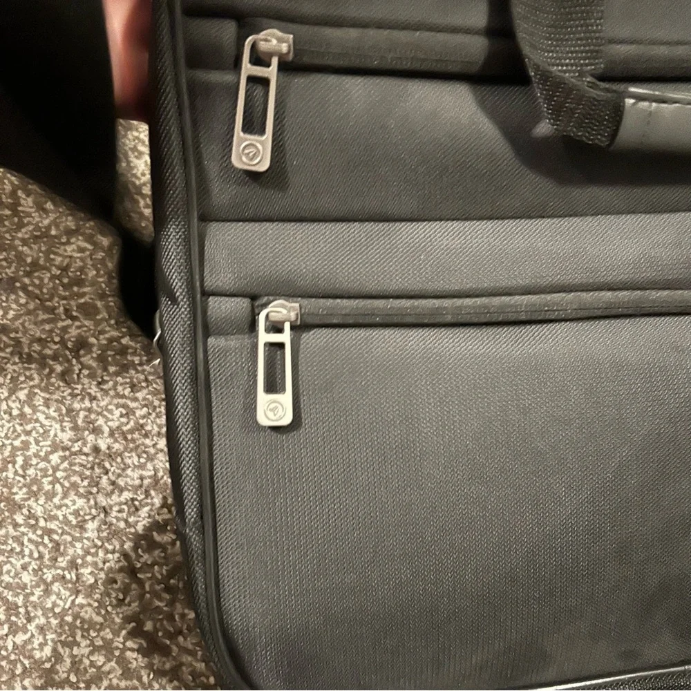Heritage work bag with laptop sleeve and pockets